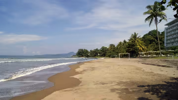 Pantai Samudera Baru
