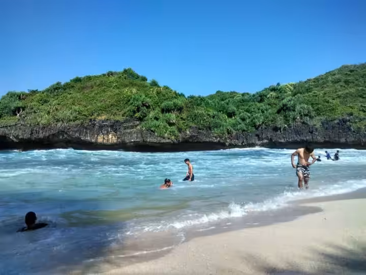 Pantai Sedahan Gunung Kidul