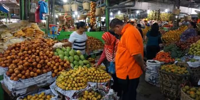 Pasar Buah Berastagi