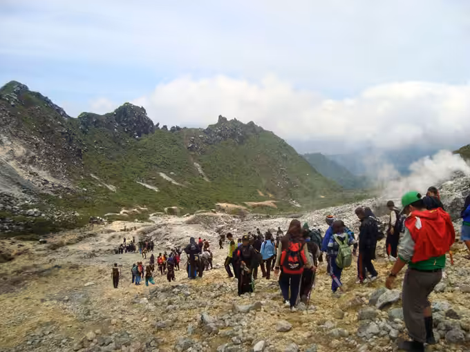 Pendaki Gunung Sibayak