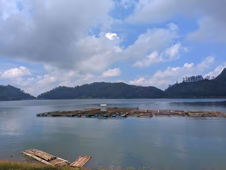 Telaga Ngebel Ponorogo