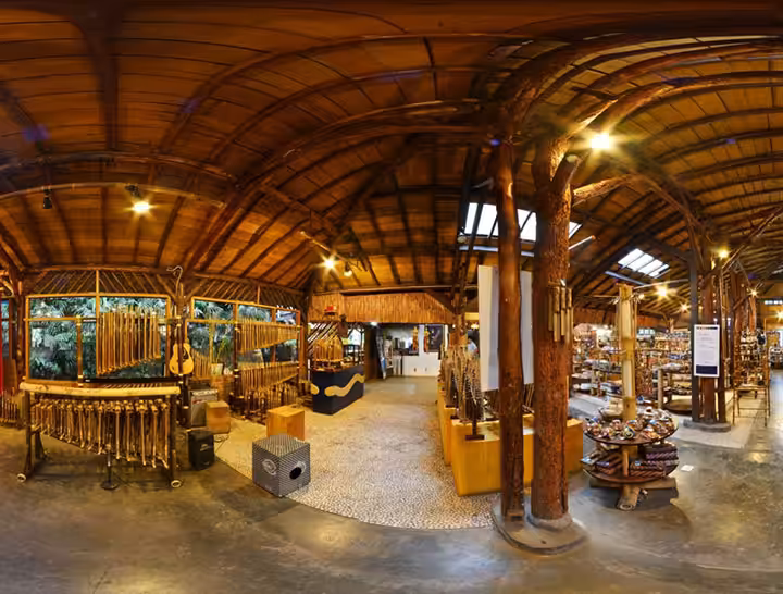 Fasilitas Saung Angklung Udjo