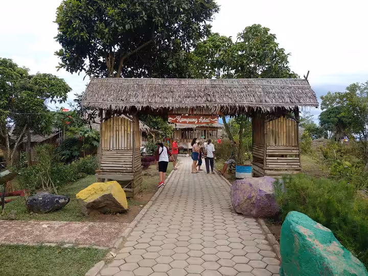 Fasilitas di Kawasan Gunung Dago Bogor