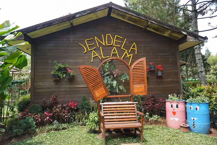 Jendela Alam Bandung