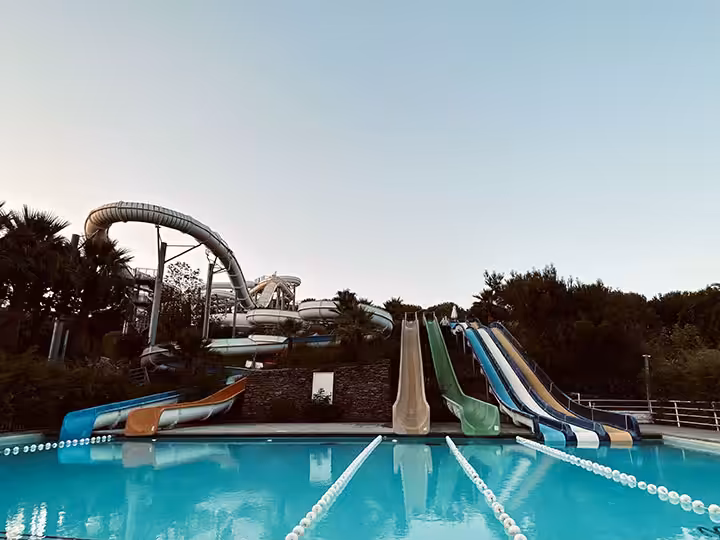 Taman Wisata Renang Tirtonirmolo Waterpark