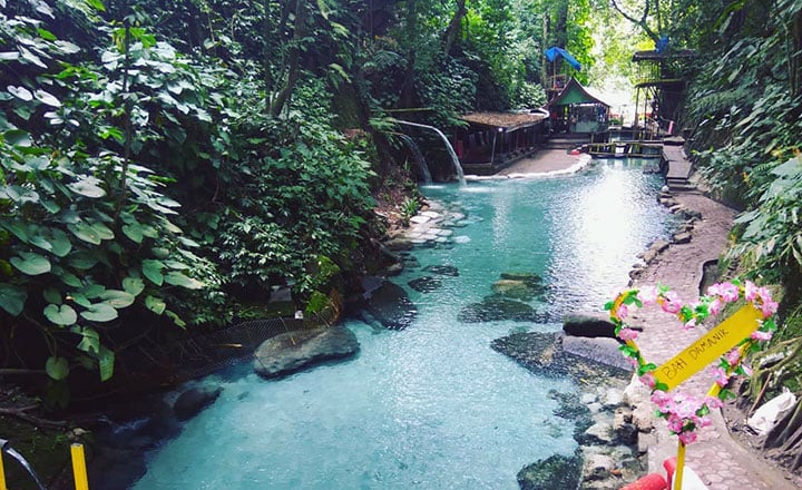 Wisata Bah Damanik