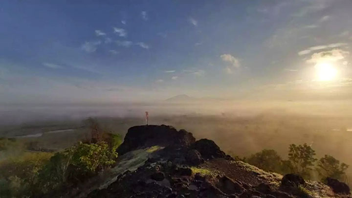 gunung pegat sukoharjo