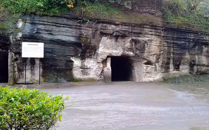 Goa Jepang Kaliurang