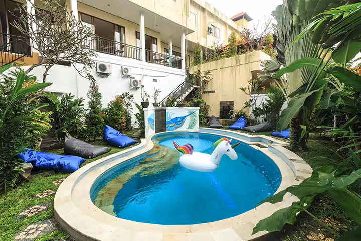 Hotel La Costa Central Seminyak