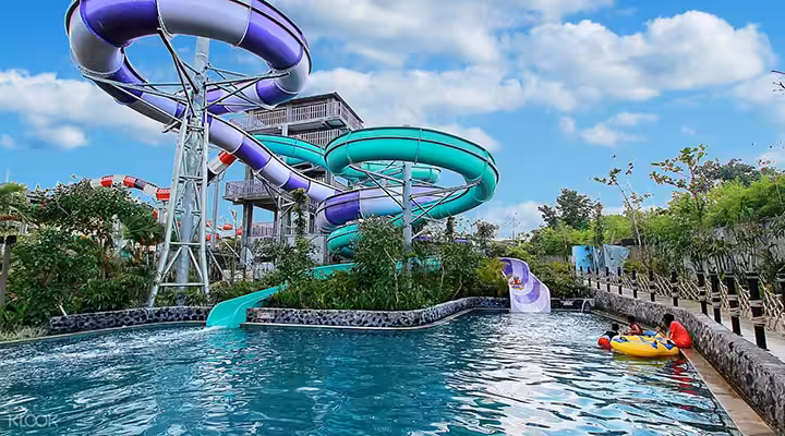 Kolam Renang Jogja Bay