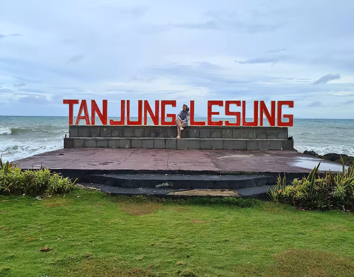 Lokasi Pantai Tanjung Lesung
