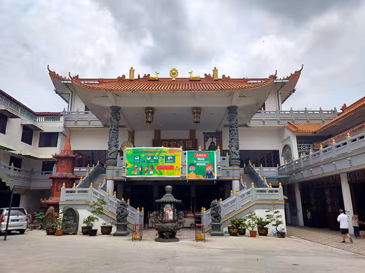 Lokasi Patung Dewi Kwan Im Medan
