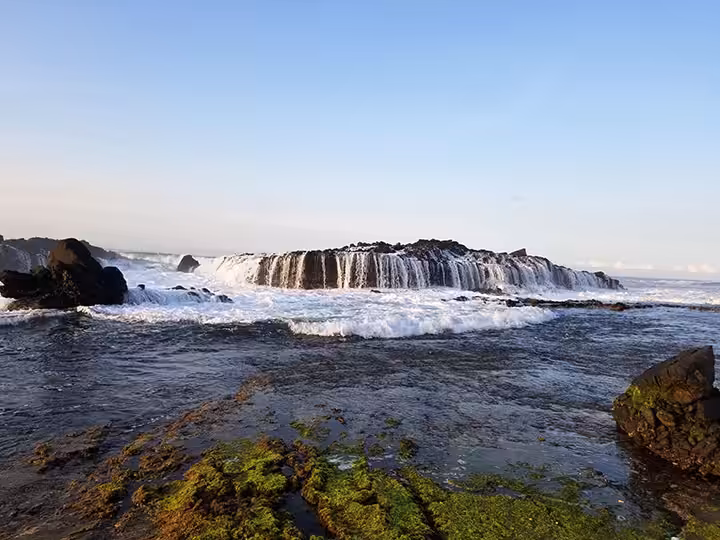 Pantai Sawarna