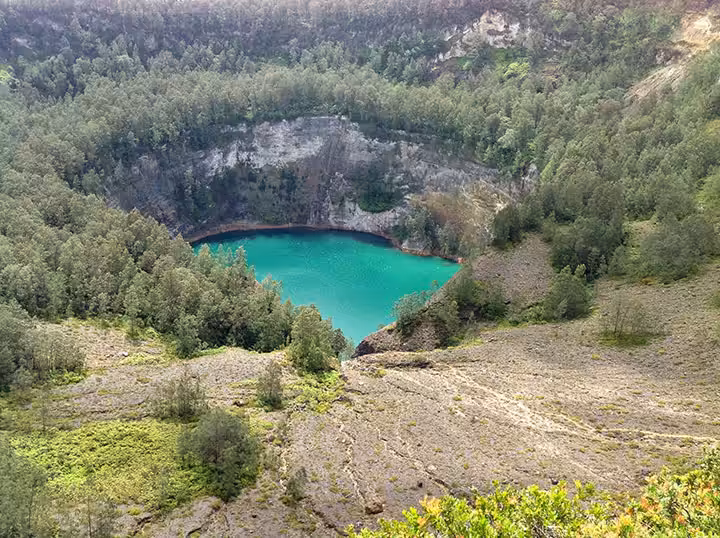 Taman Nasional Kelimutu