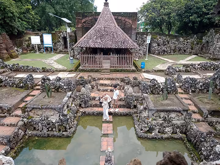 Tiket Masuk Gua Sunyaragi