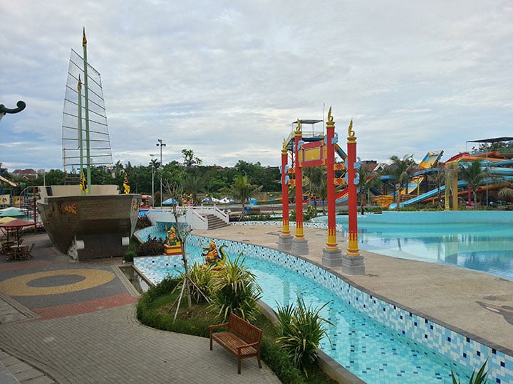 Wisata Palm Bay Water Park