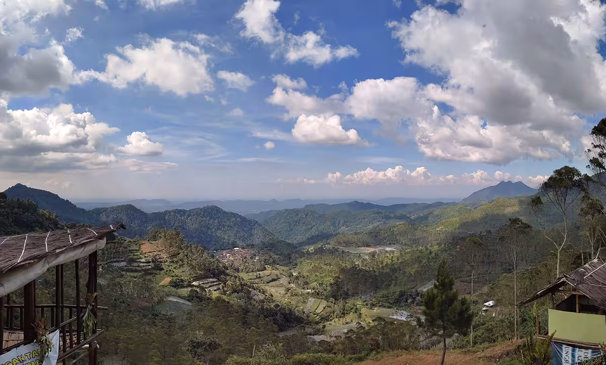 Wisata Puncak Eurad Lembang