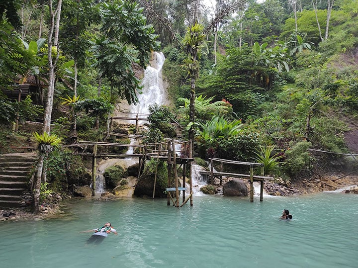 Air Terjun Kembang Soka