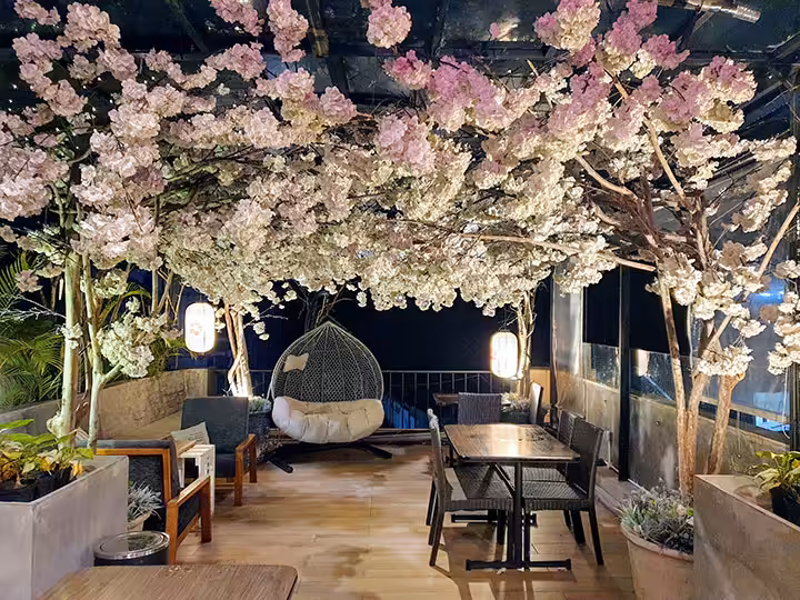 Hanami Cafe & Sky Lounge Bandung