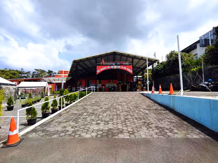 Lokasi Amazing Art World