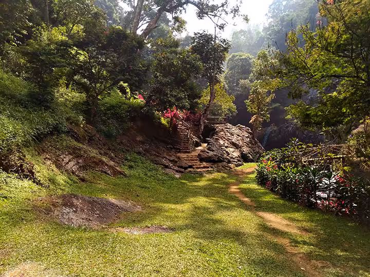 Lokasi Curug Tilu Leuwi Opat