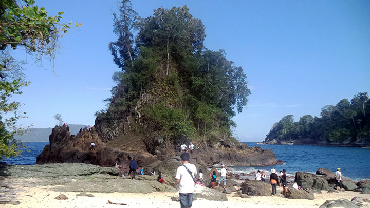 Lokasi Pantai Batu Banyuwangi