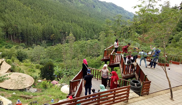 Lokasi The Lodge Maribaya