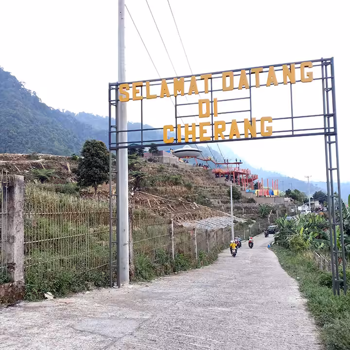 Lokasi Wisata Curug Ciherang