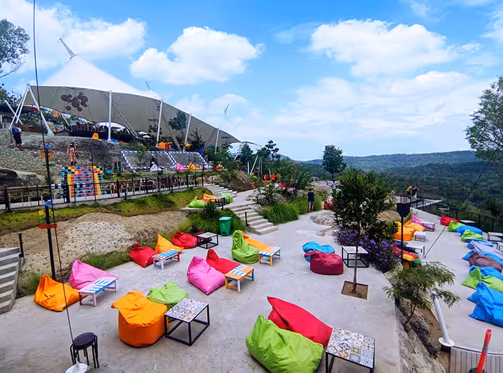 Obelix Hills Sunset View