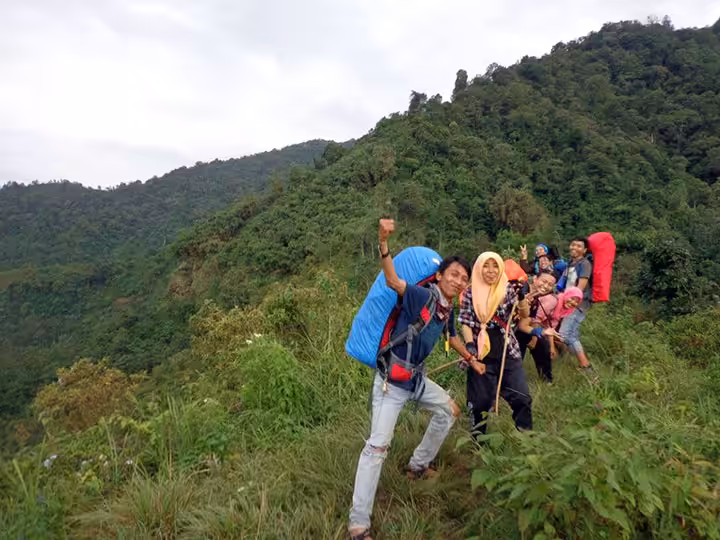 Pendaki Gunung Anjasmoro