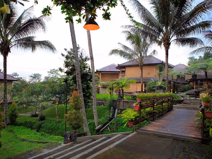 Sambi Resort and Spa
