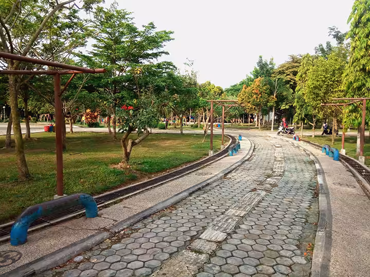 Taman Kamboja Banjarmasin