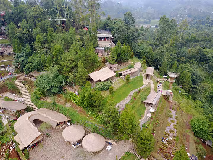 The Lodge Maribaya Lembang