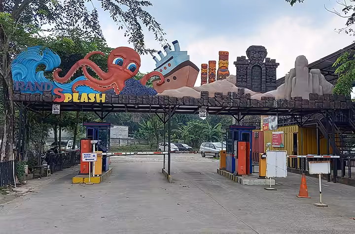 Tiket Masuk Grand Splash Waterpark