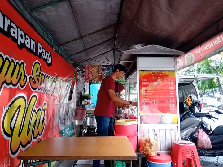 Warung Lontong Sayur Uda Uni