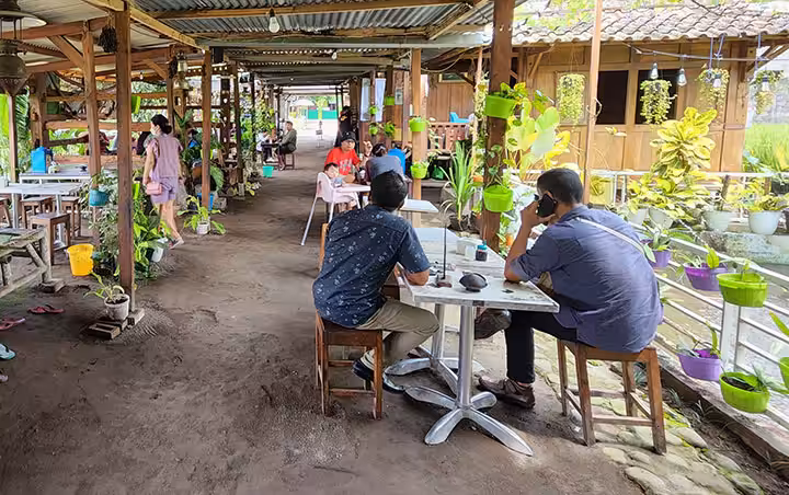 Warung Soto Bathok Mbah Katro