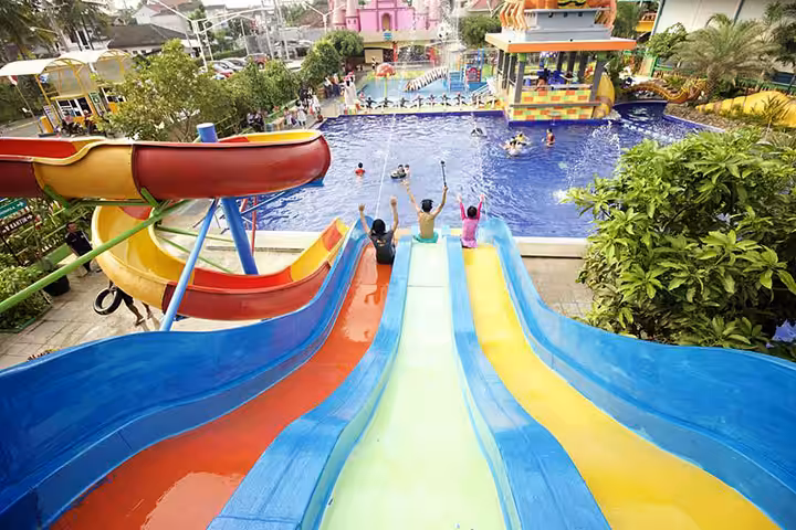 Waterboom Lampung Walk
