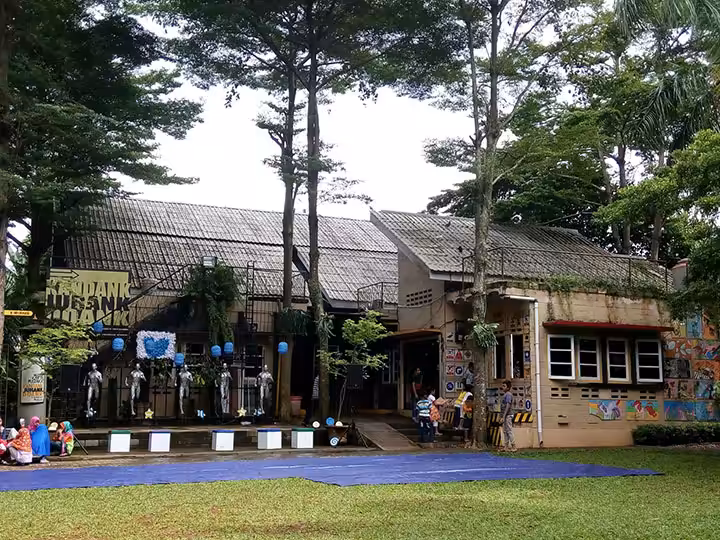 Wisata Kandank Jurank Doank