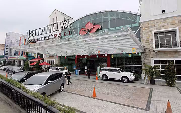 Bellanova Country Mall