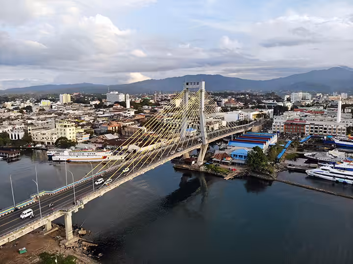 Jembatan Ir Soekarno Manado