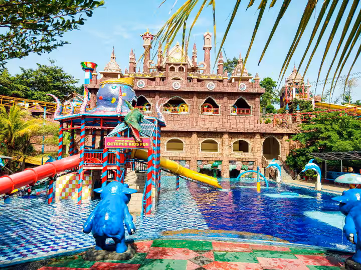 Slanik Waterpark Lampung