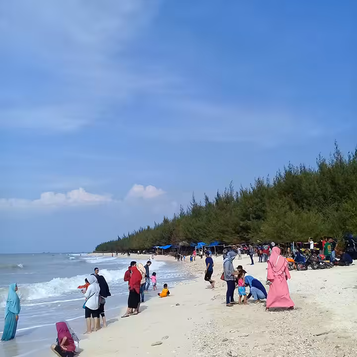 Tiket Masuk Wisata Pantai Remen Tuban