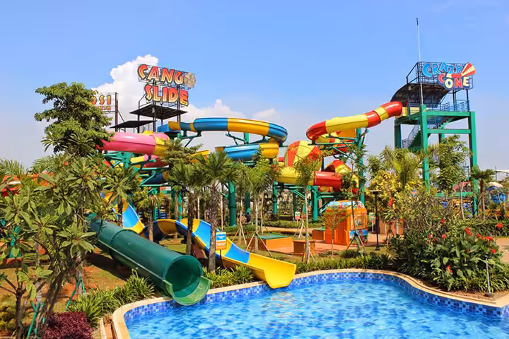 Transera Waterpark Bekasi