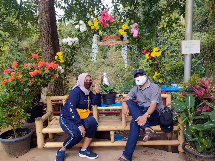 spot foto wisata curug cinulang