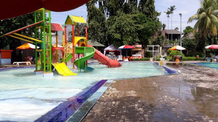 wahana Kolam Renang Arcici