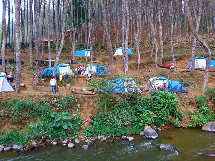 Camping di Kampung Singkur
