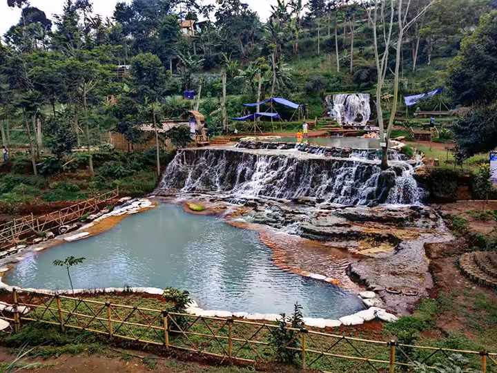 Curug Cipanas