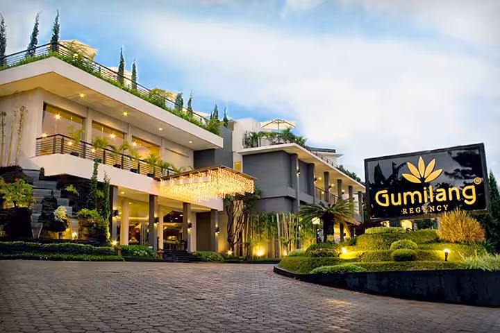 Gumilang Regency Hotel