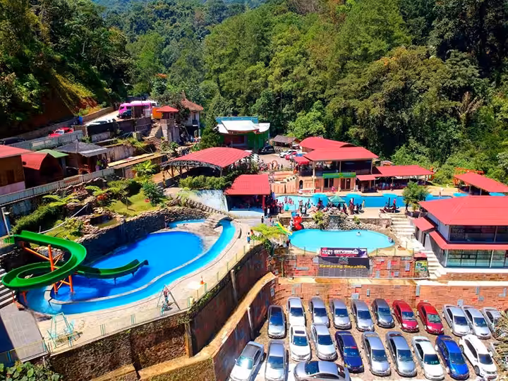 Kampung Karuhun Sumedang