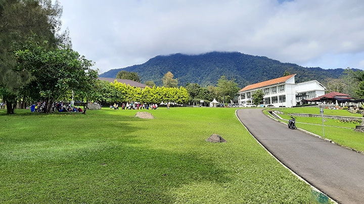 tempat instagramable di bogor Kebun Raya Cibodas